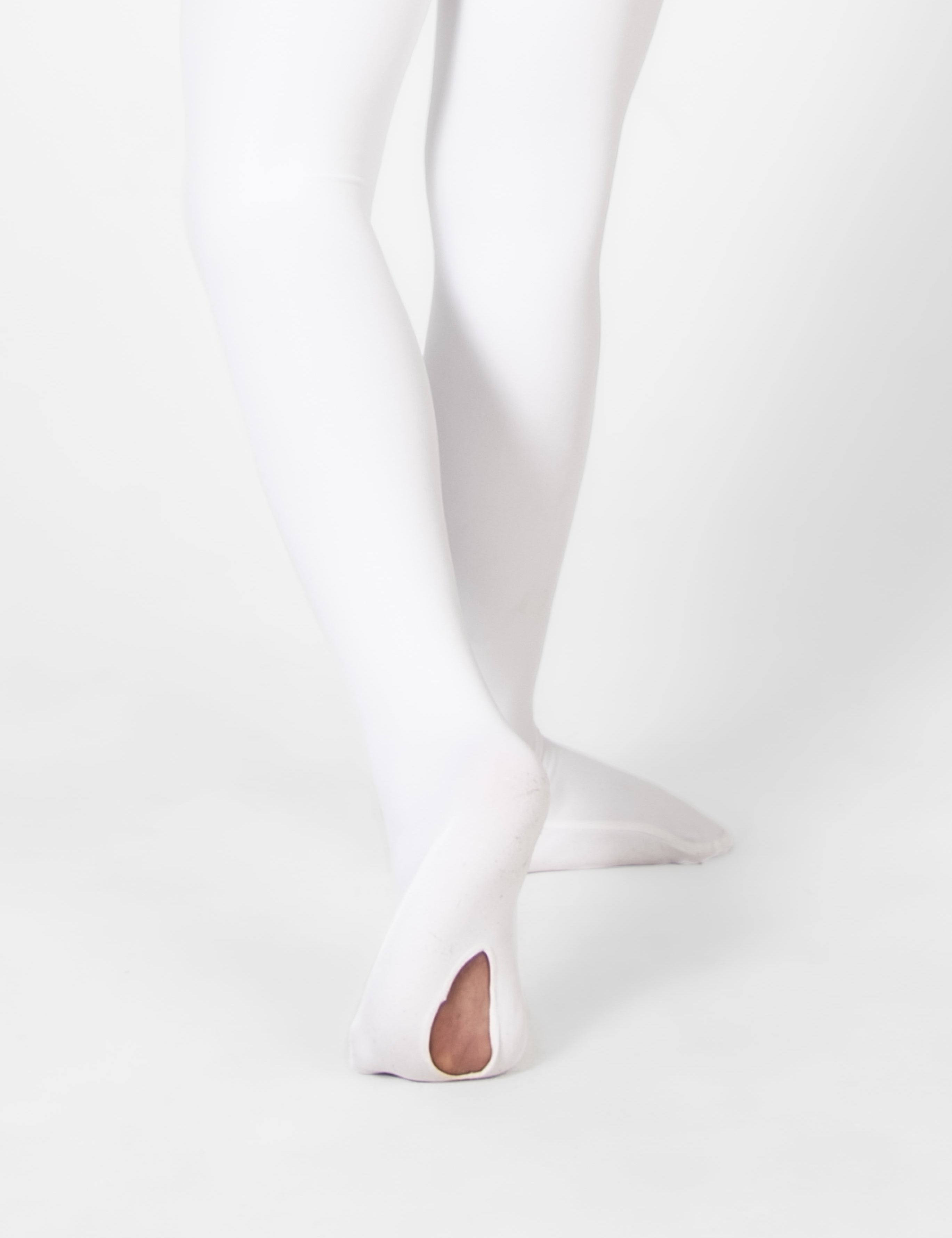 BDT-B-PF0302r-WHITE-FOOT-devin_fe43ef61-dd1f-48c1-a51e-c74fb480c3e0.jpg